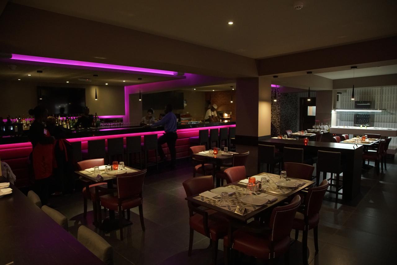 Mamba Point Hotel Monrovia Kültér fotó