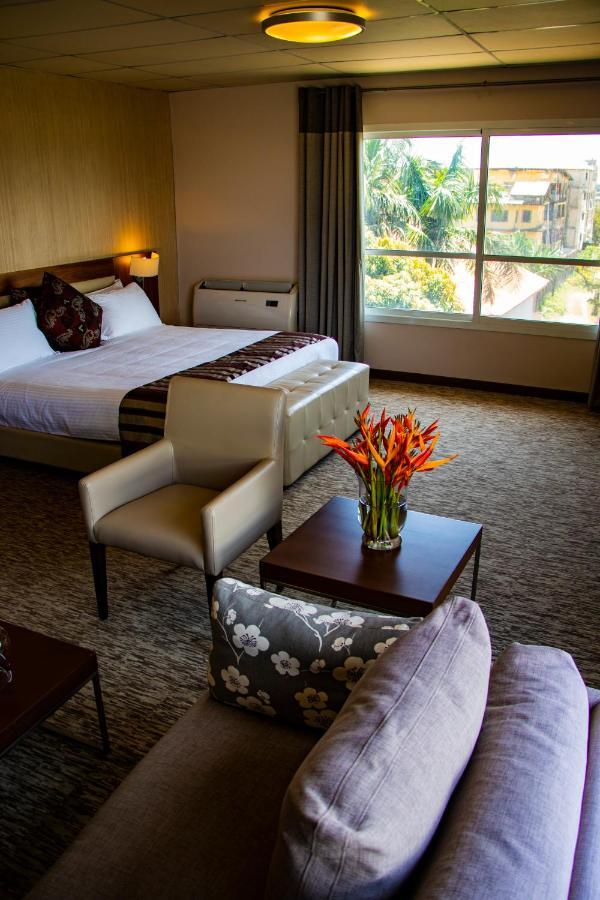 Mamba Point Hotel Monrovia Kültér fotó