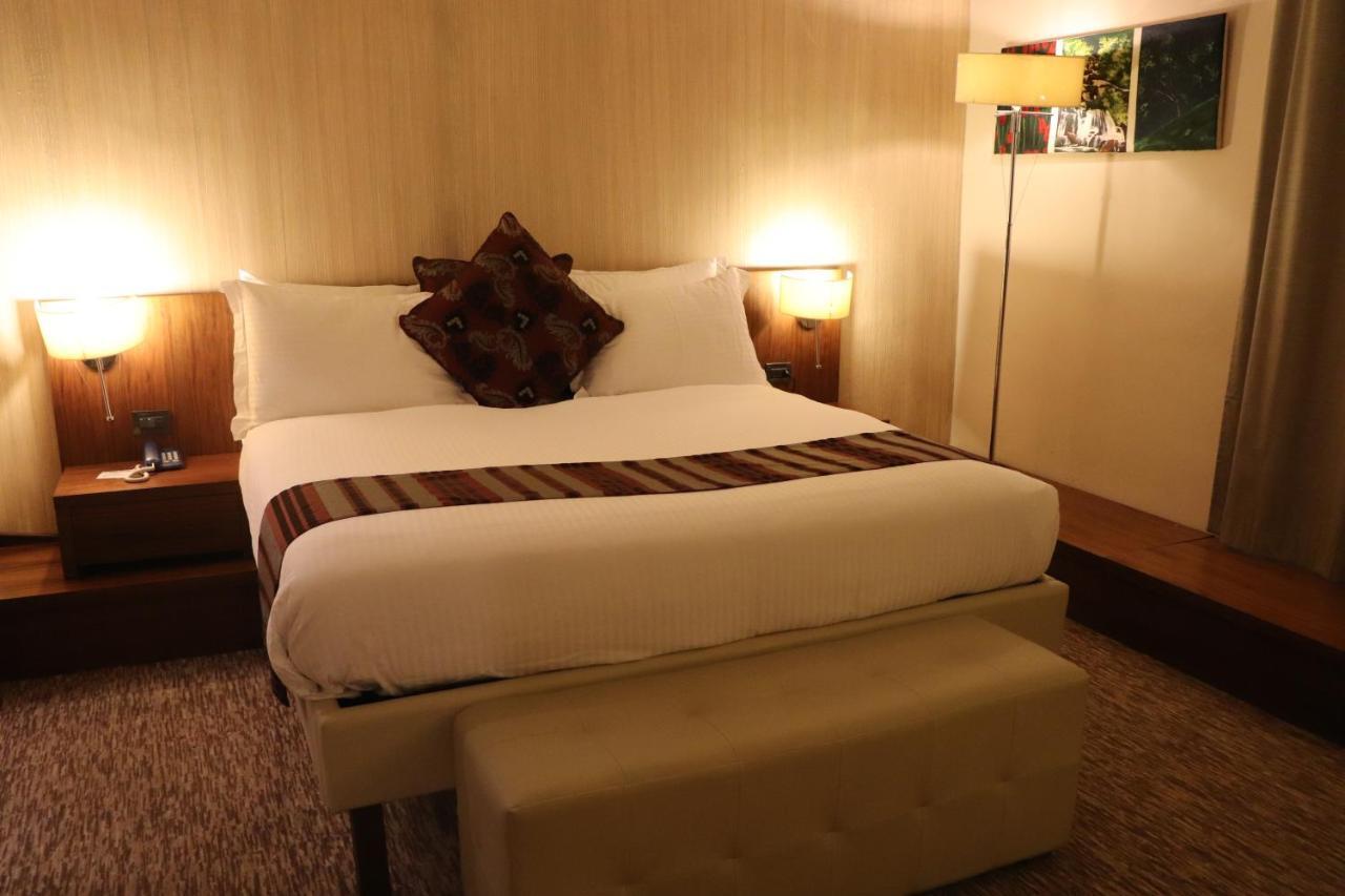 Mamba Point Hotel Monrovia Kültér fotó